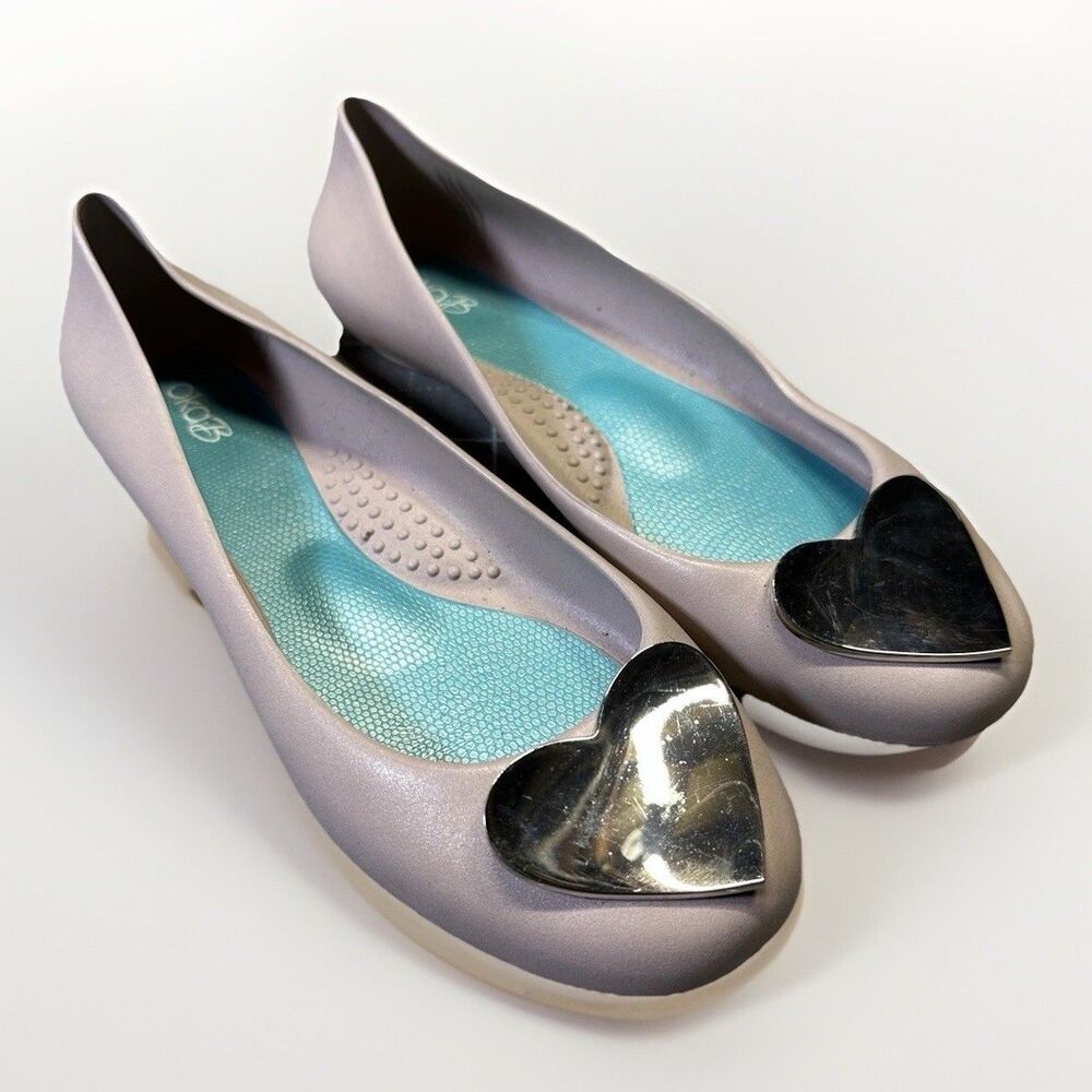 Oka-B Ballet Flats Women’s US 9 Blush Pink Slip-On Shoes w/ Silver Heart Accent